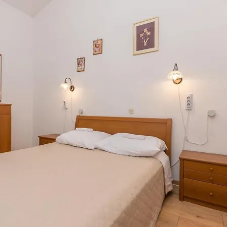 Holiday home House Gaia *